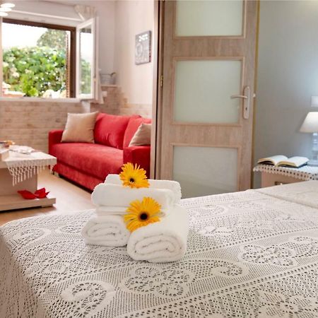Sweet Home Apartment Gaios Bagian luar foto