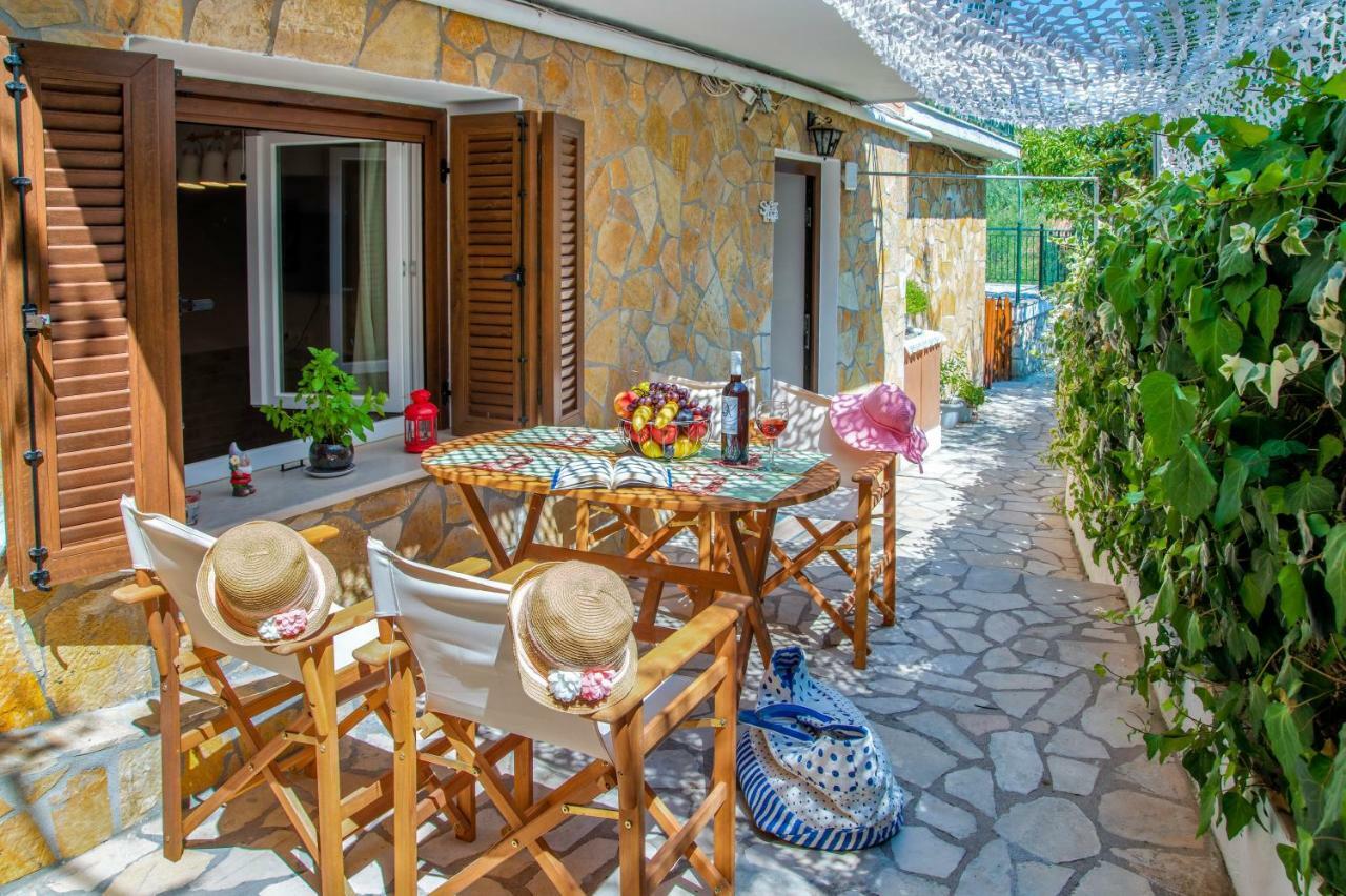 Sweet Home Apartment Gaios Bagian luar foto